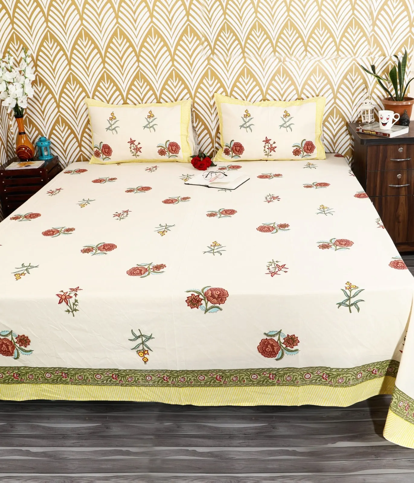Red rose king size bedsheet 108x108 wholesale Jaipur – Red Rose Yellow Border king size bedsheet 108x108 wholesale Jaipur – Amer collection