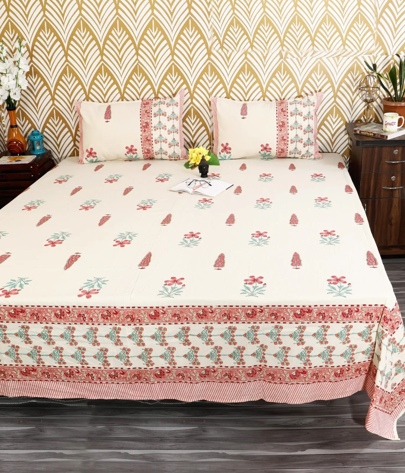 Pink floral king size bedsheet 108x108 wholesale Jaipur – Pink Floral Border Buti king size bedsheet 108x108 wholesale Jaipur – Amer collection