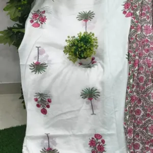 White Palm Buta Jaipuri razai wholesale Jaipur – White Palm Buta Pink Reverse mulmul cotton quilt, reversible – Jal Mahal collection