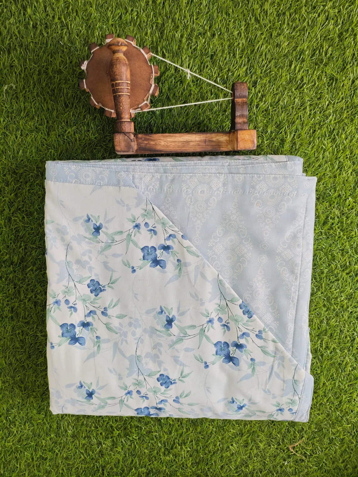 Blue sprig double dohar 90x100 wholesale Jaipur – Blue Floral Sprig reversible double bed dohar 90x100 wholesale Jaipur – Barkha collection