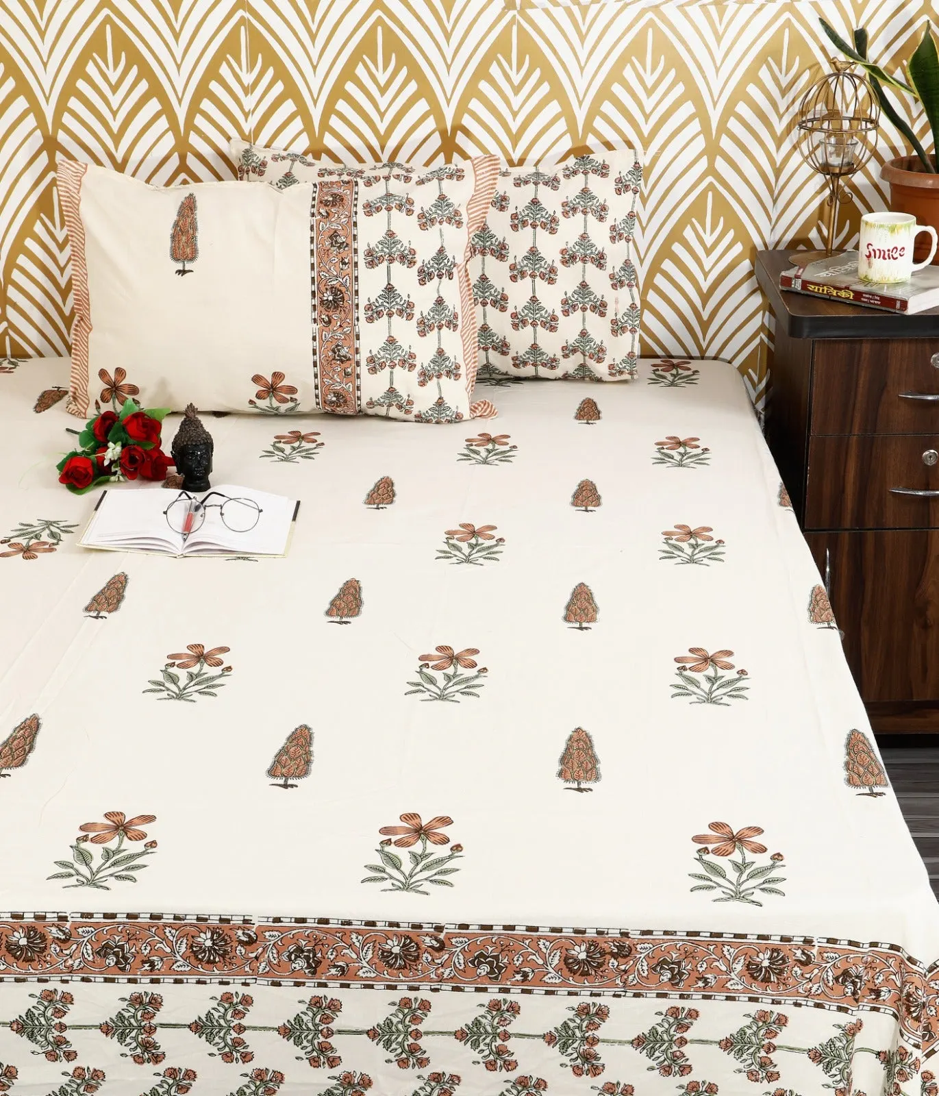 Brown Floral Border Buti king size bedsheet 108x108 wholesale Jaipur – Amer collection – view 2