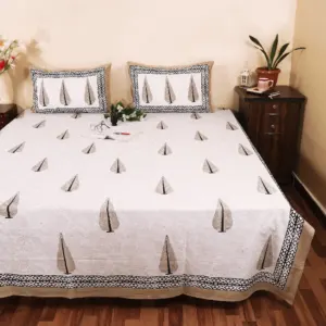 Cypress hand block bedsheet 95x108 wholesale Jaipur – Cypress Patti hand block printed double bedsheet 95x108 with 2 pillow covers – grey and beige – Jaipur wholesale