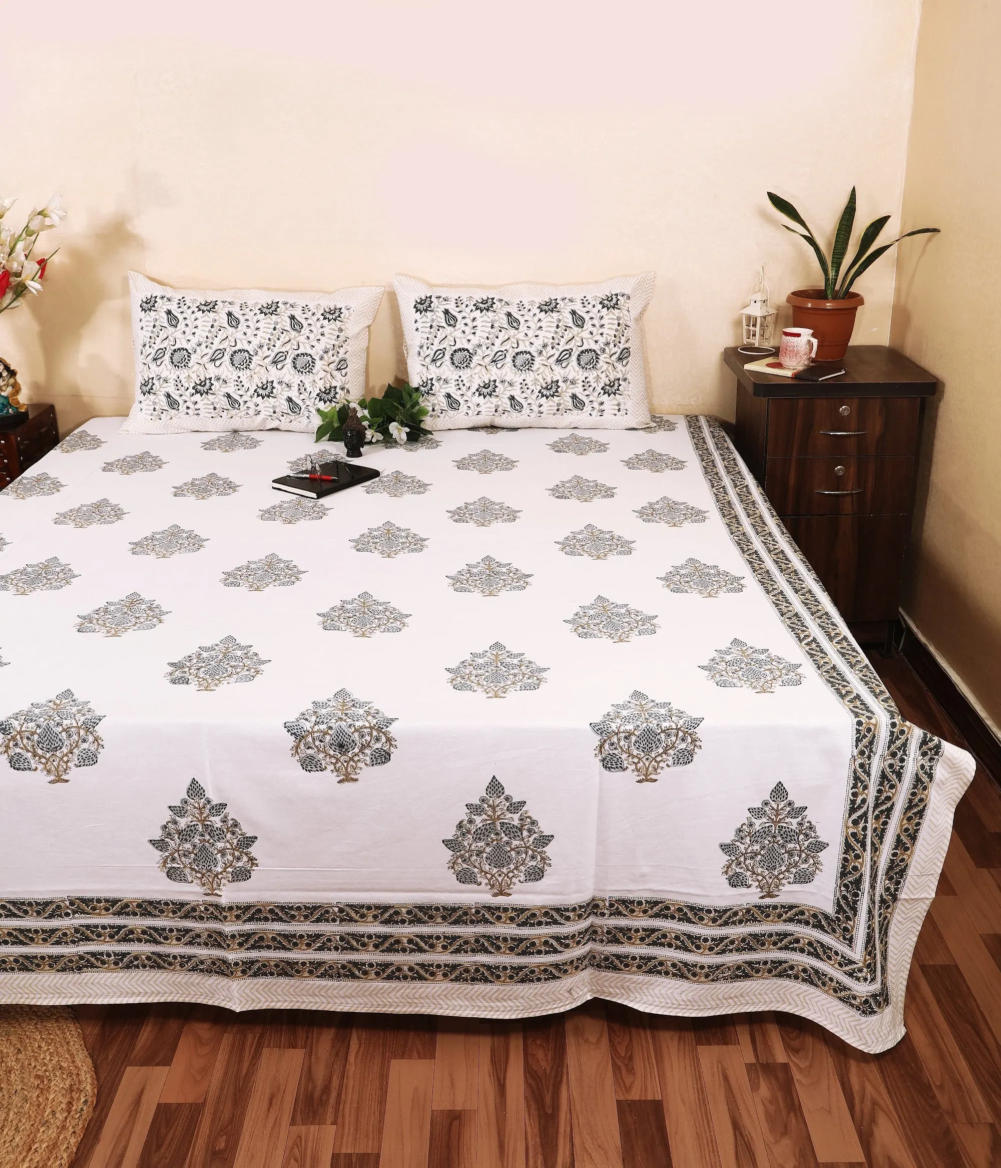 Mehendi Guldasta hand block printed double bedsheet 95x108 with 2 pillow covers – khaki and grey – Jaipur wholesale – image 2